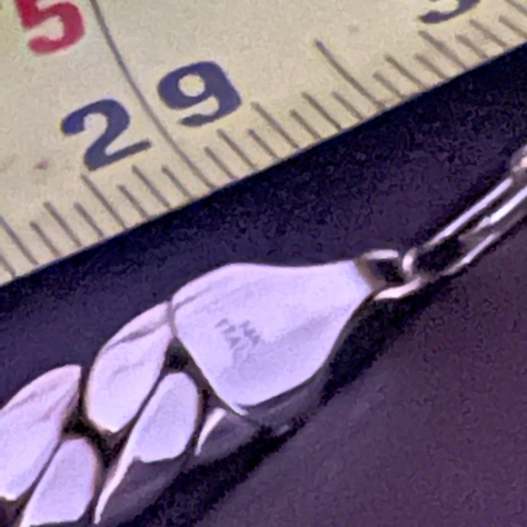 It’s 174 grams of 14k Italian  gold Cuban link - Picture 4 of 5
